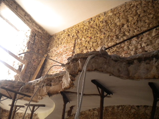 Demolizione controllata srl